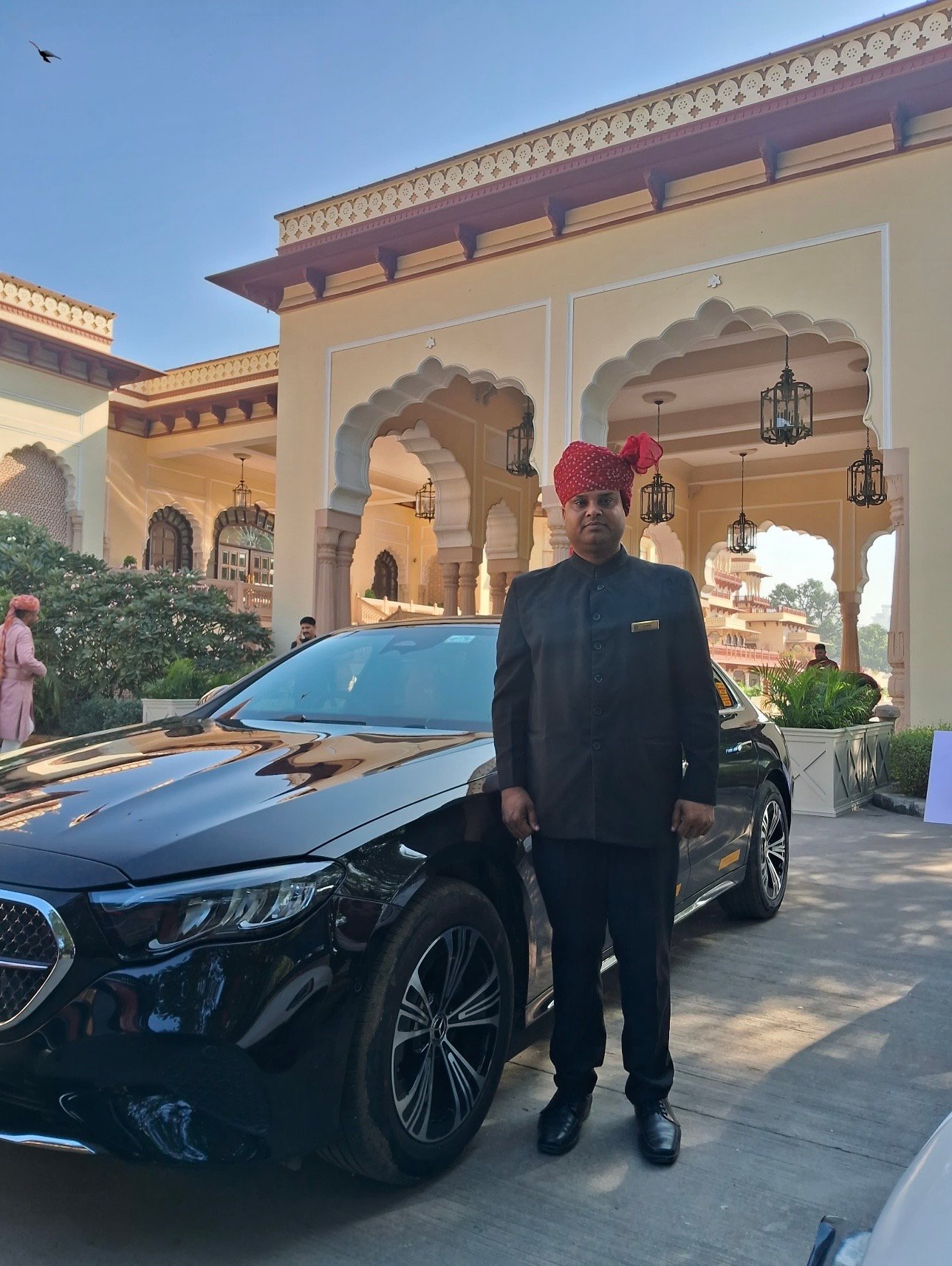 Mercedes E class hotel transfer